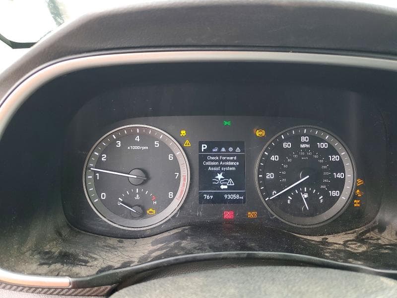 2020 HYUNDAI TUCSON SE 9