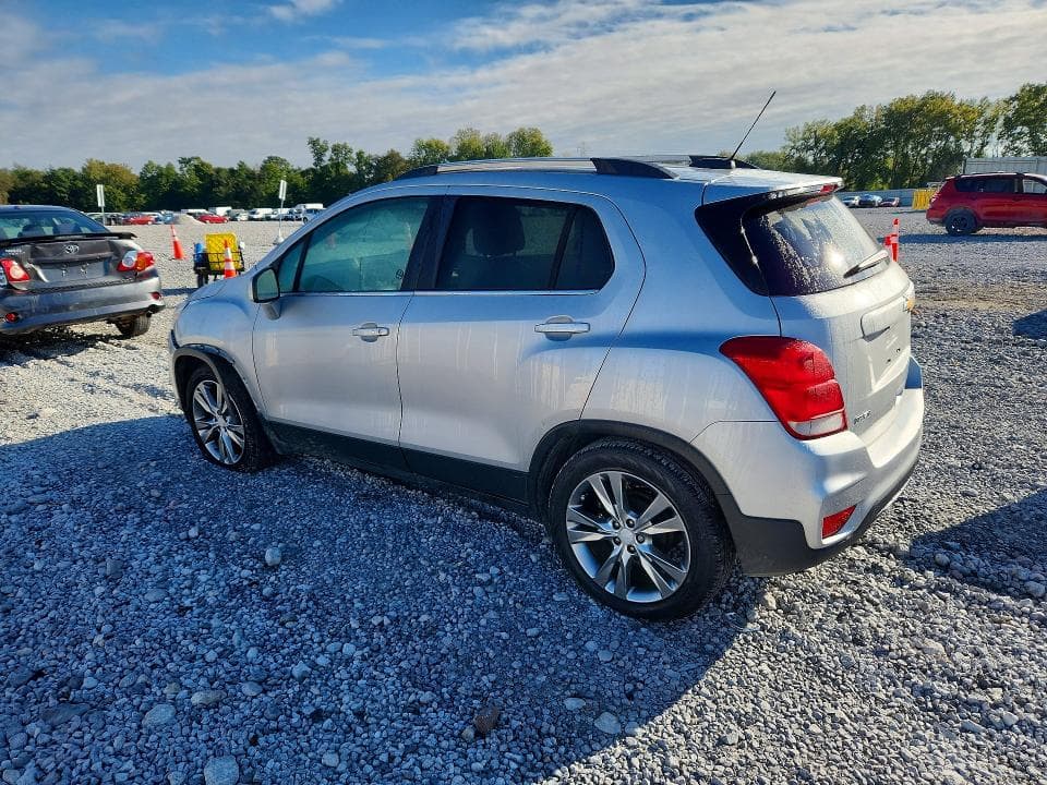 2020 CHEVROLET TRAX 1LT 2