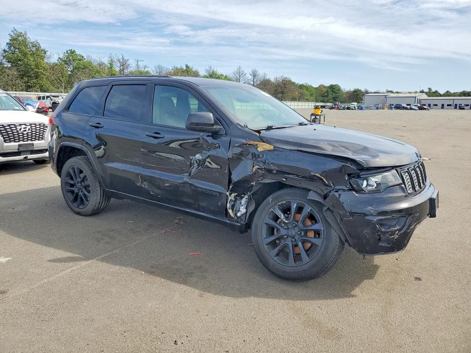 2019 JEEP GRAND CHEROKEE LAREDO 4