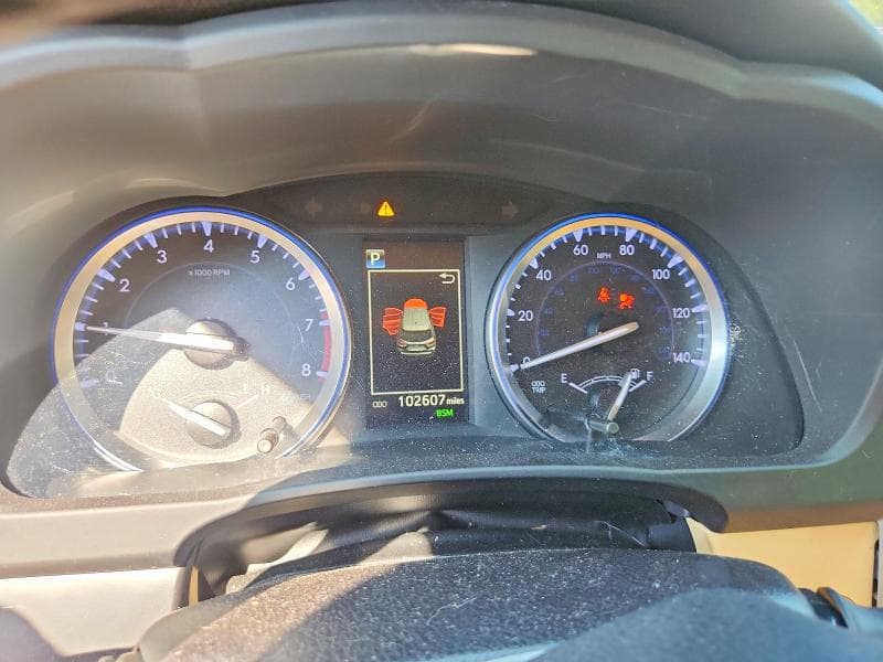 2018 TOYOTA HIGHLANDER XLE 9