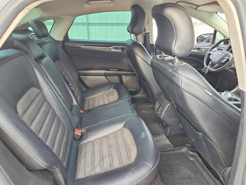 2017 FORD FUSION SE 10