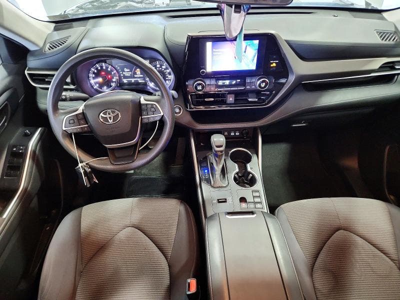 2023 TOYOTA HIGHLANDER L 8