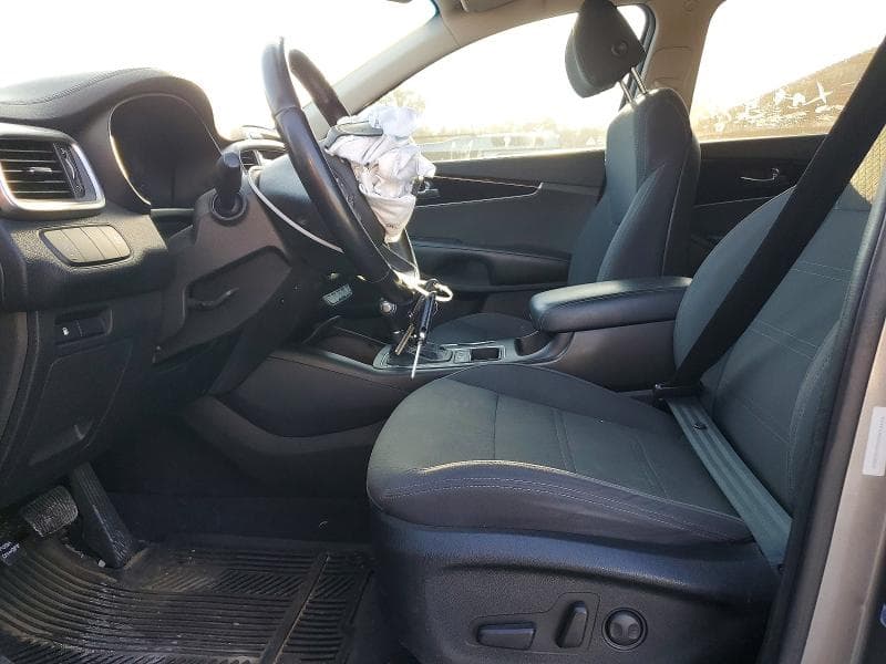 2018 KIA SORENTO LX 7