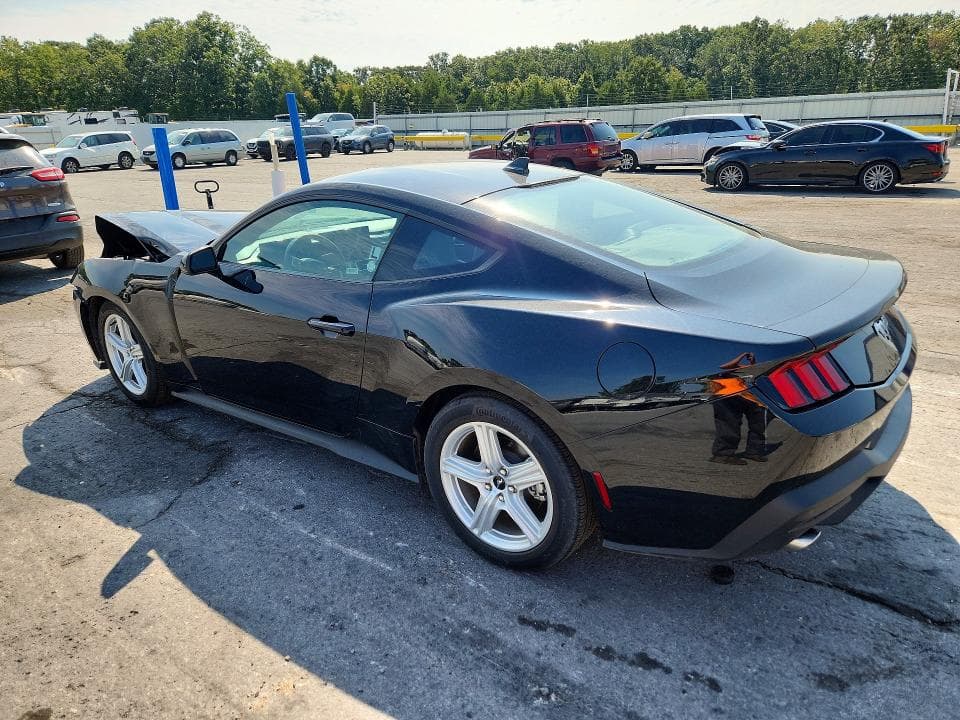 2026 FORD MUSTANG 2