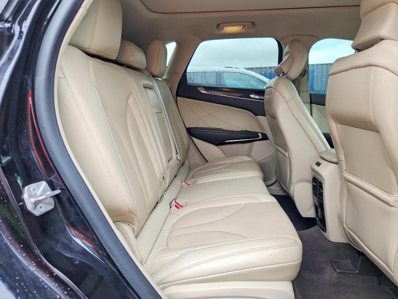 2019 LINCOLN MKC RESERVE 10