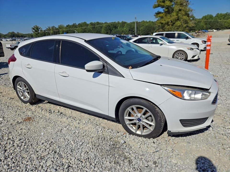 2018 FORD FOCUS SE 4