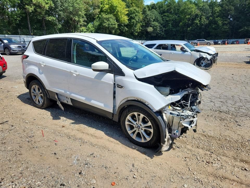 2018 FORD ESCAPE SE 4