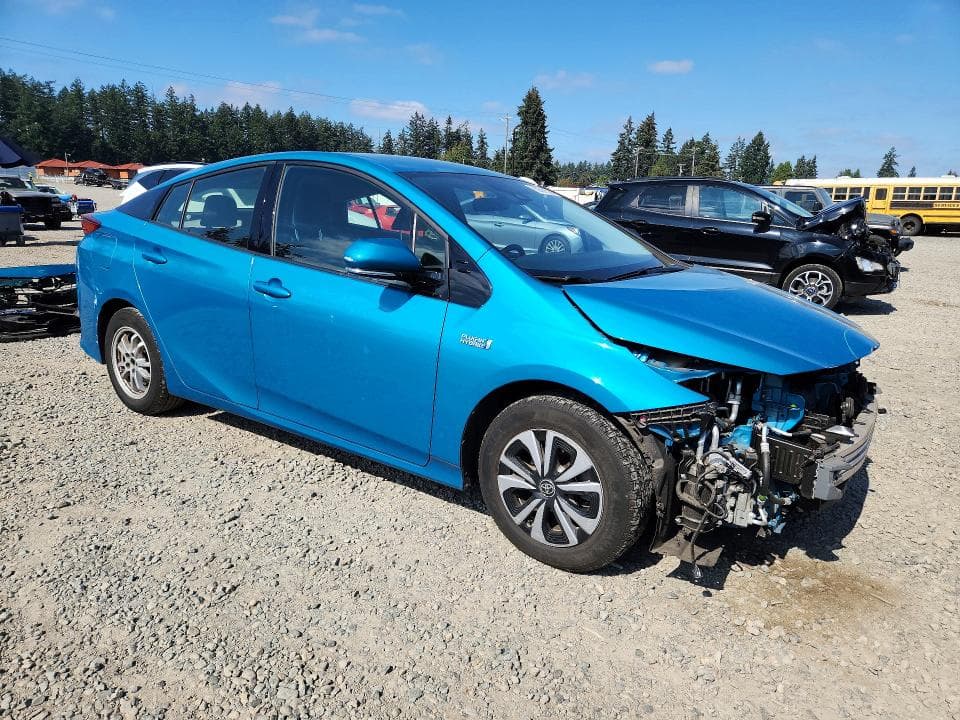 2017 TOYOTA PRIUS PRIME PREMIUM 4