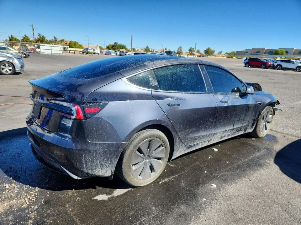 2024 TESLA MODEL 3 3