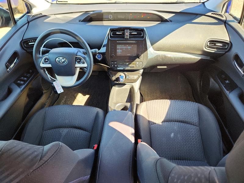 2017 TOYOTA PRIUS TWO 8