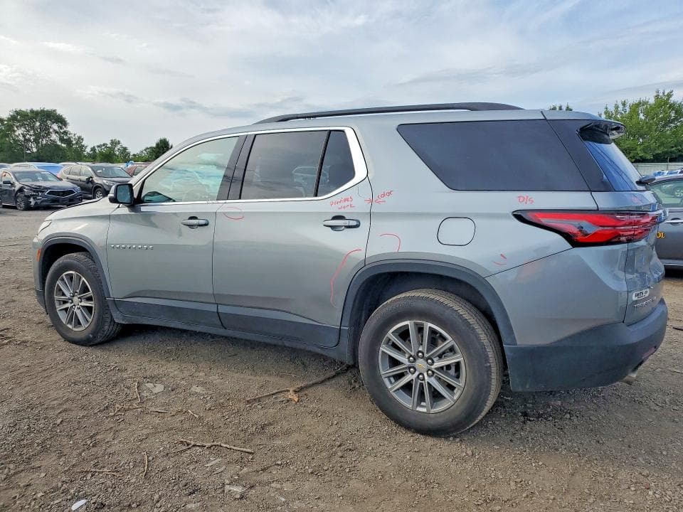2023 CHEVROLET TRAVERSE LT 2