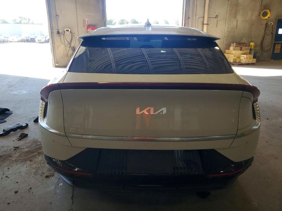 2022 KIA EV6 WIND 6