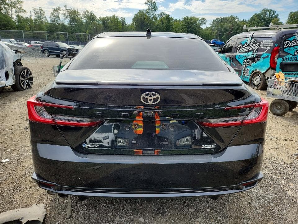 2025 TOYOTA CAMRY XSE 6