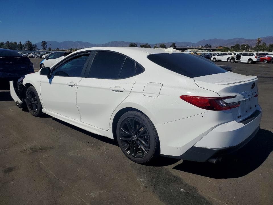 2025 TOYOTA CAMRY SE 2