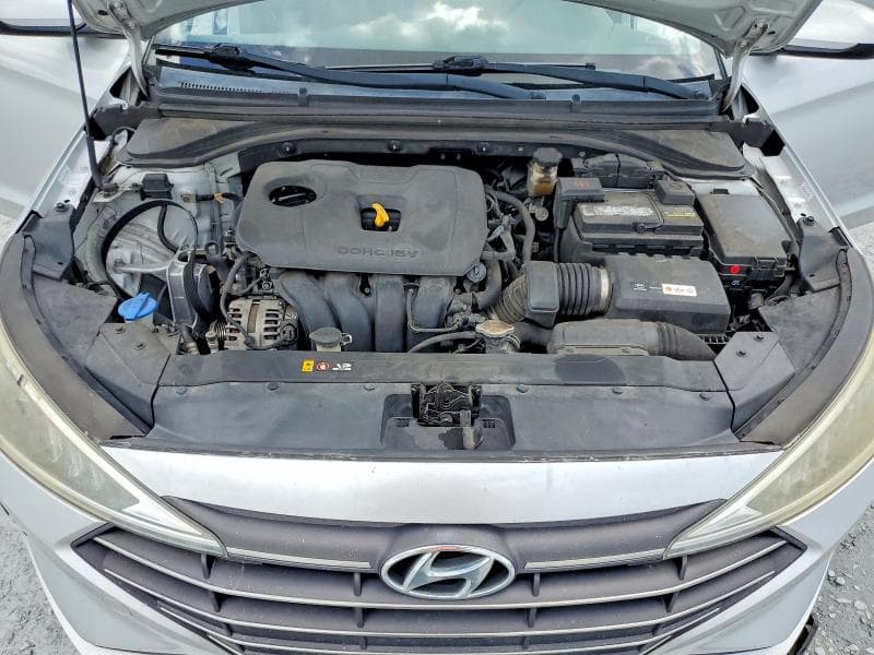 2019 HYUNDAI ELANTRA SEL 11