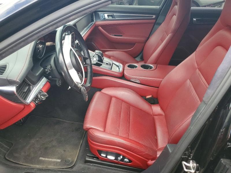 2020 PORSCHE PANAMERA GTS 7