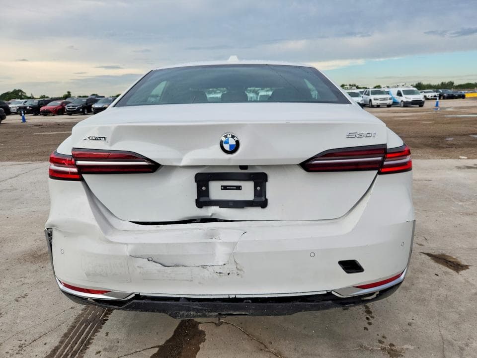 2026 BMW 530 XI 6