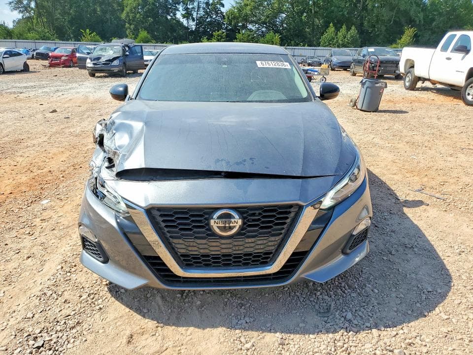 2021 NISSAN ALTIMA SR 5