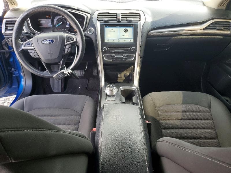2017 FORD FUSION SE 8