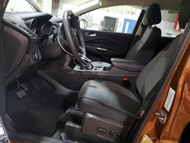 2017 FORD ESCAPE SE 7