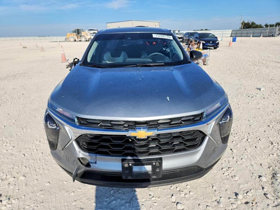 2024 CHEVROLET TRAX LS 5