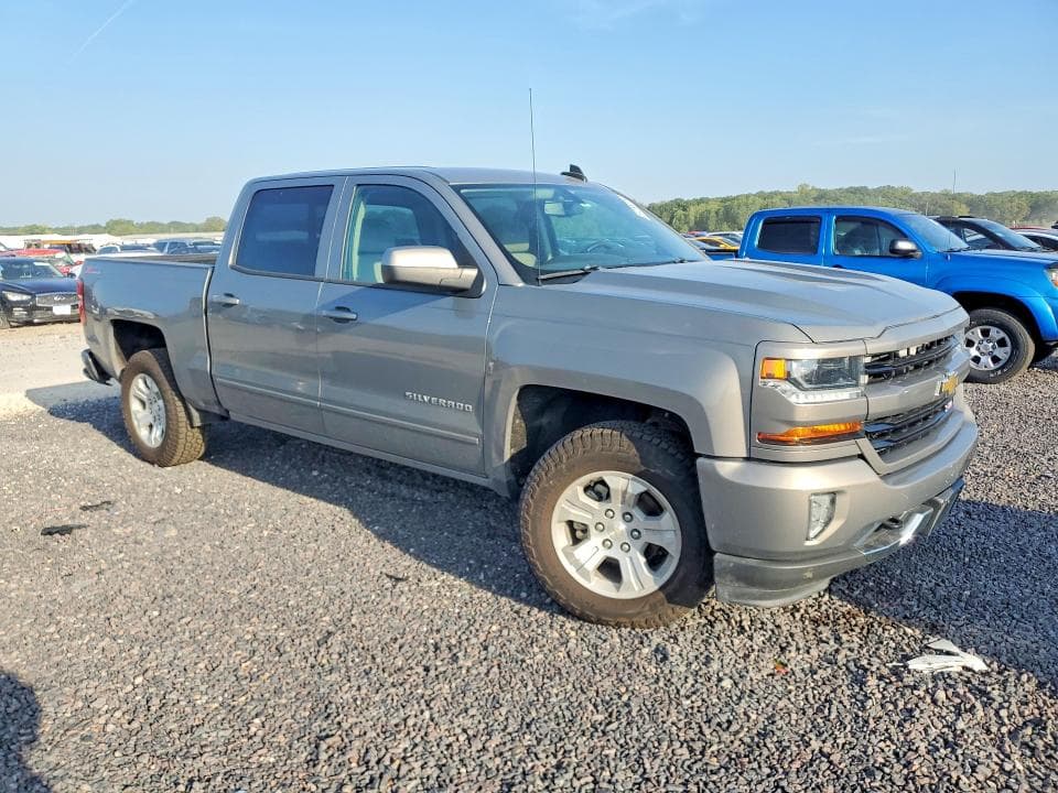 2017 CHEVROLET SILVERADO K1500 LT 4