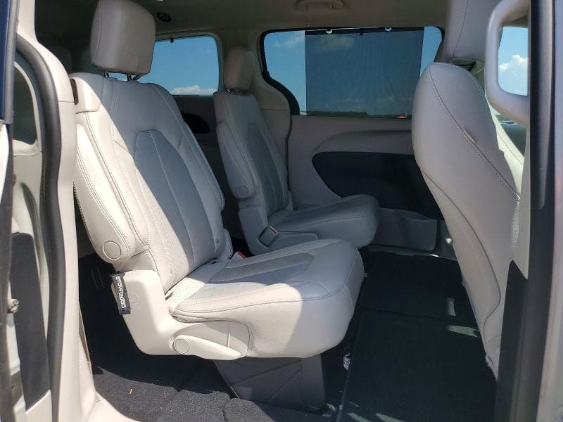 2021 CHRYSLER PACIFICA TOURING L 11