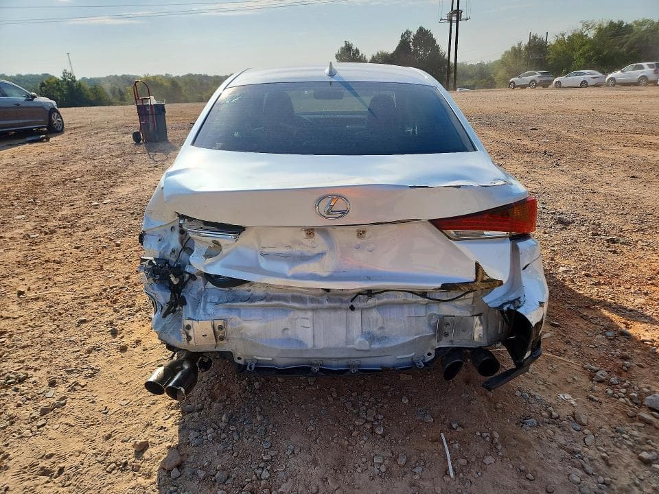 2018 LEXUS IS 300 6