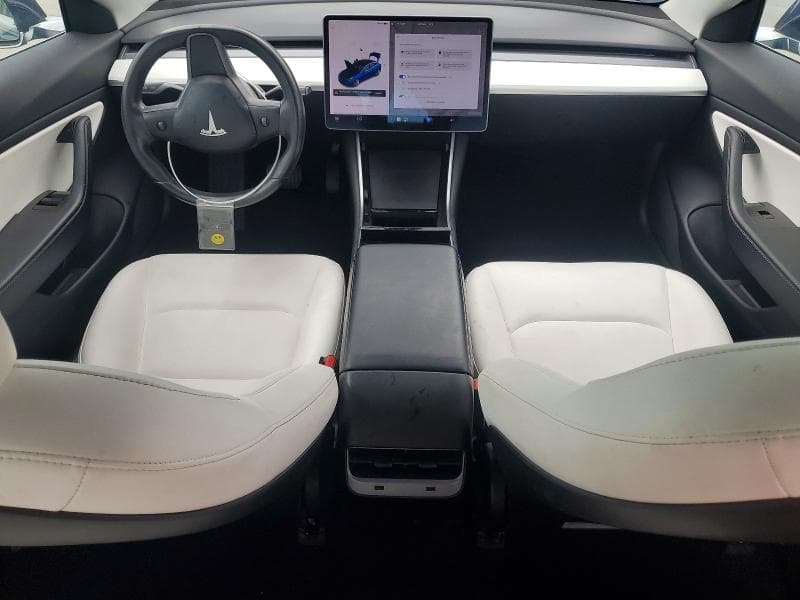 2018 TESLA MODEL 3 8