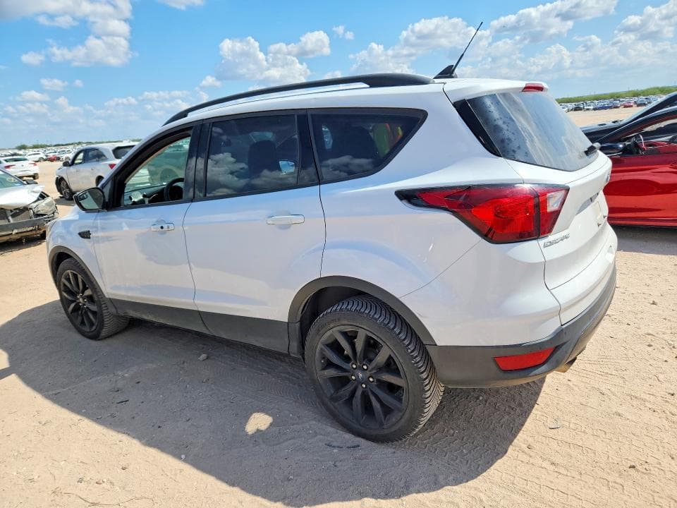 2019 FORD ESCAPE SE 2