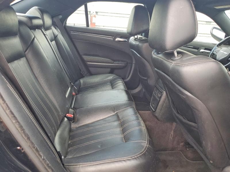 2018 CHRYSLER 300 S 10