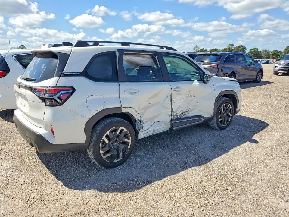 2025 SUBARU FORESTER LIMITED 3