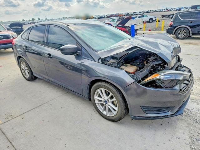 2018 FORD FOCUS SE 4