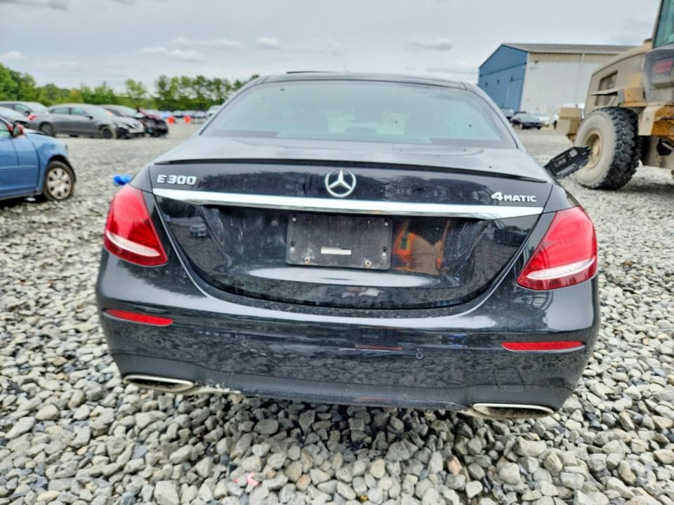 2018 MERCEDES-BENZ E 300 4MATIC 6