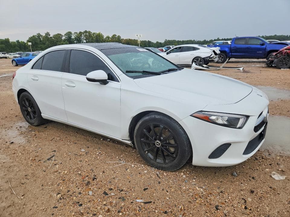 2020 MERCEDES-BENZ A 220 4MATIC 4
