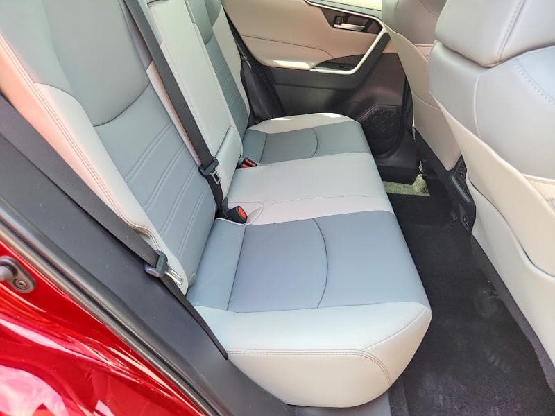 2024 TOYOTA RAV4 XLE PREMIUM 10
