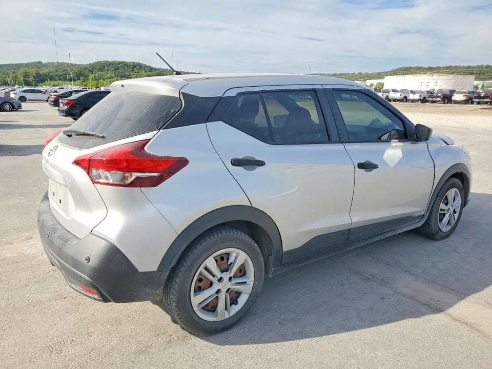 2020 NISSAN KICKS S 3