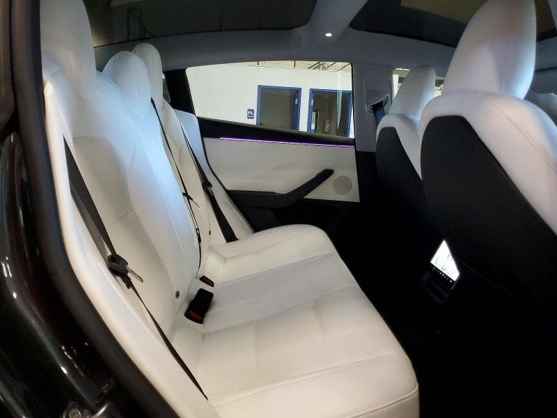 2024 TESLA MODEL 3 10