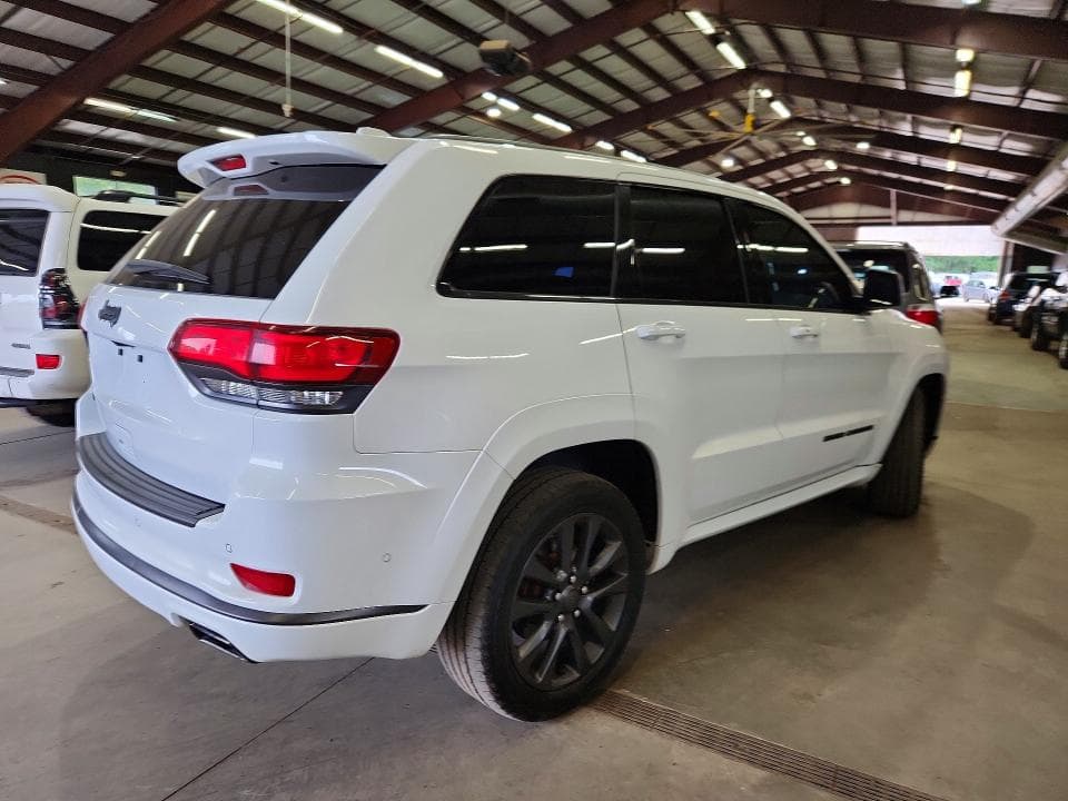2018 JEEP GRAND CHEROKEE OVERLAND 3