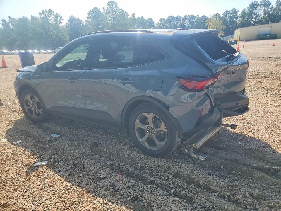 2026 FORD ESCAPE ST LINE 2
