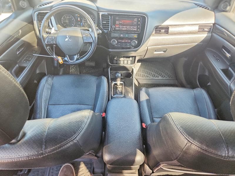 2018 MITSUBISHI OUTLANDER SE 8