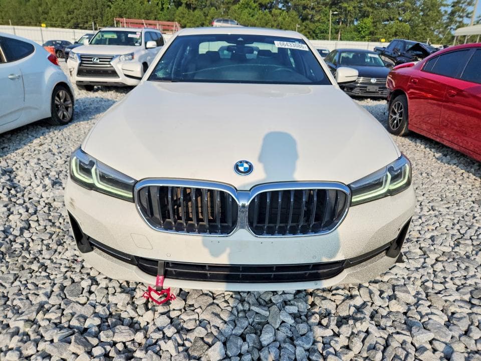2023 BMW 530E 5