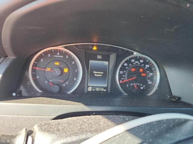 2017 TOYOTA CAMRY SE 9