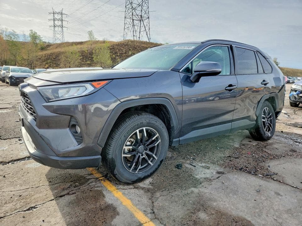 2020 TOYOTA RAV4 XLE - 1