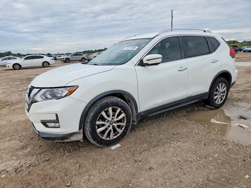 2017 NISSAN ROGUE SV
