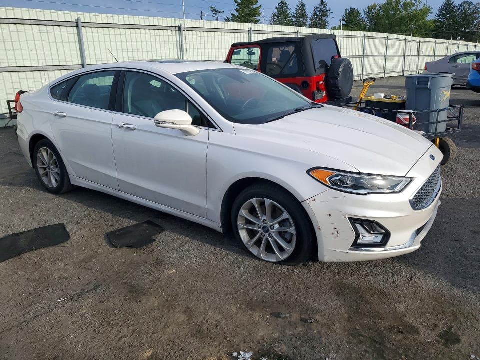 2019 FORD FUSION TITANIUM 4