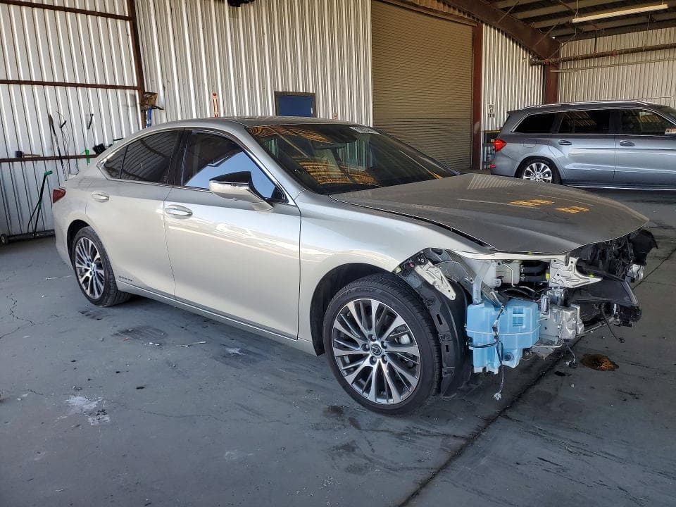 2019 LEXUS ES 300H 4