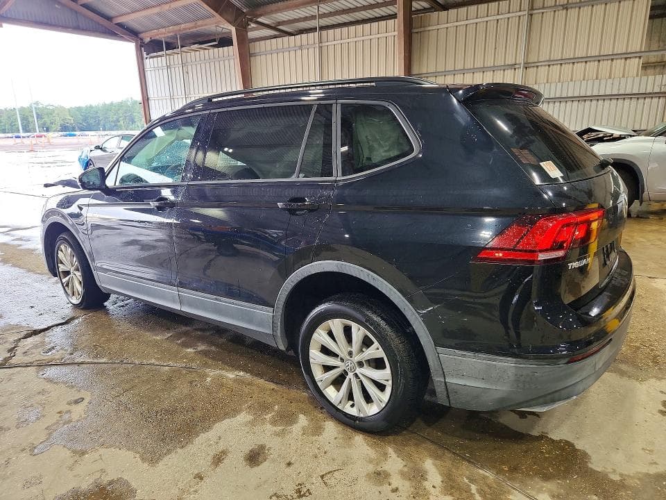 2018 VOLKSWAGEN TIGUAN S 2