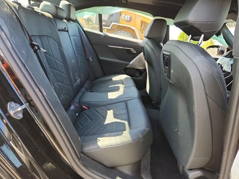 2024 BMW 530 XI 10