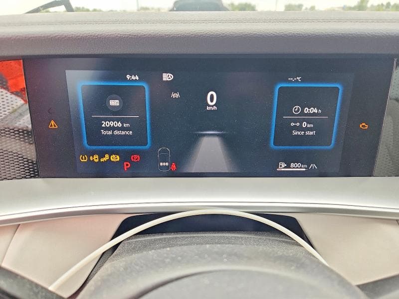 2025 VOLKSWAGEN TIGUAN SE 9